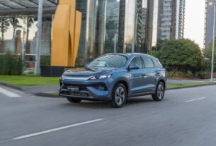 BYD Song Pro ganha motor flex e renovação visual no mercado brasileiro